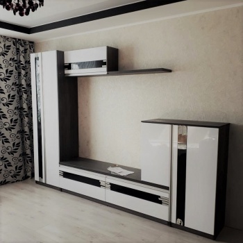 Гостиные и стенки